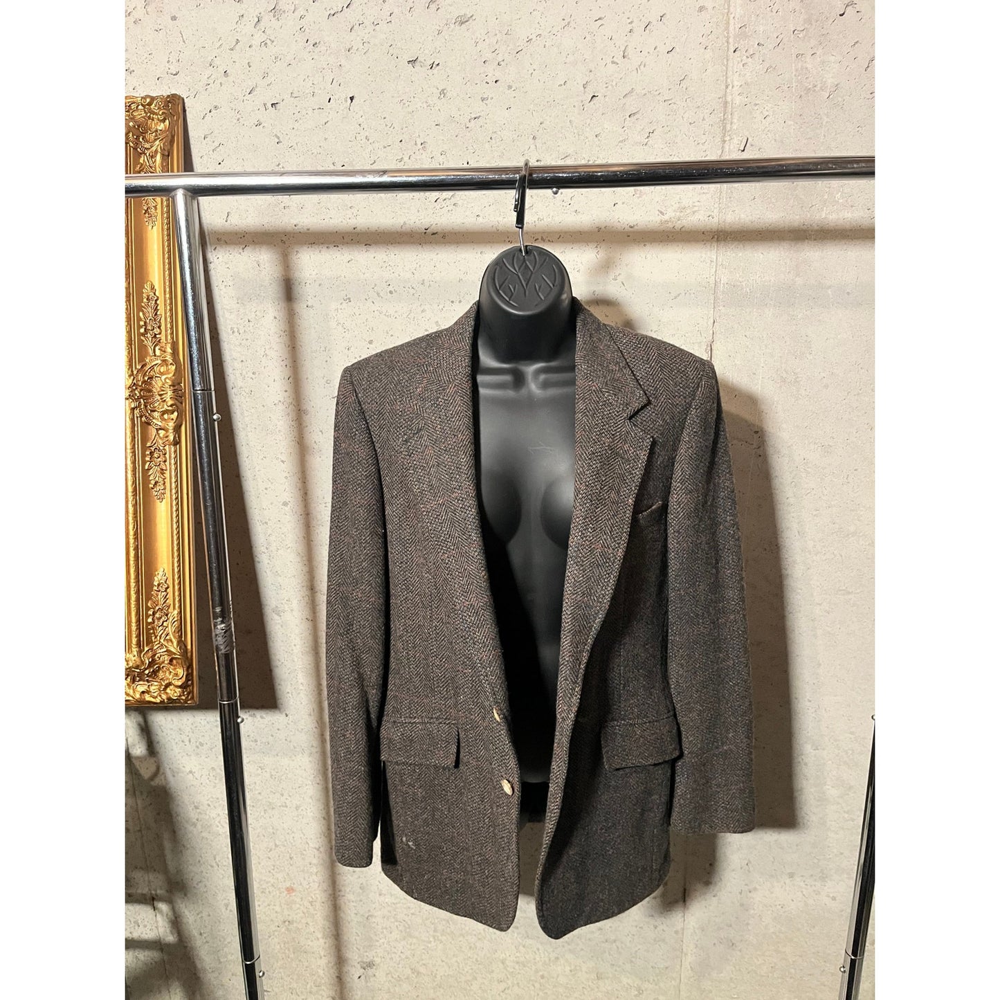 B2 Vintage Blazer With elbow patches Bachrachs Sleeve Length : 26 Length Of Jacket: 31