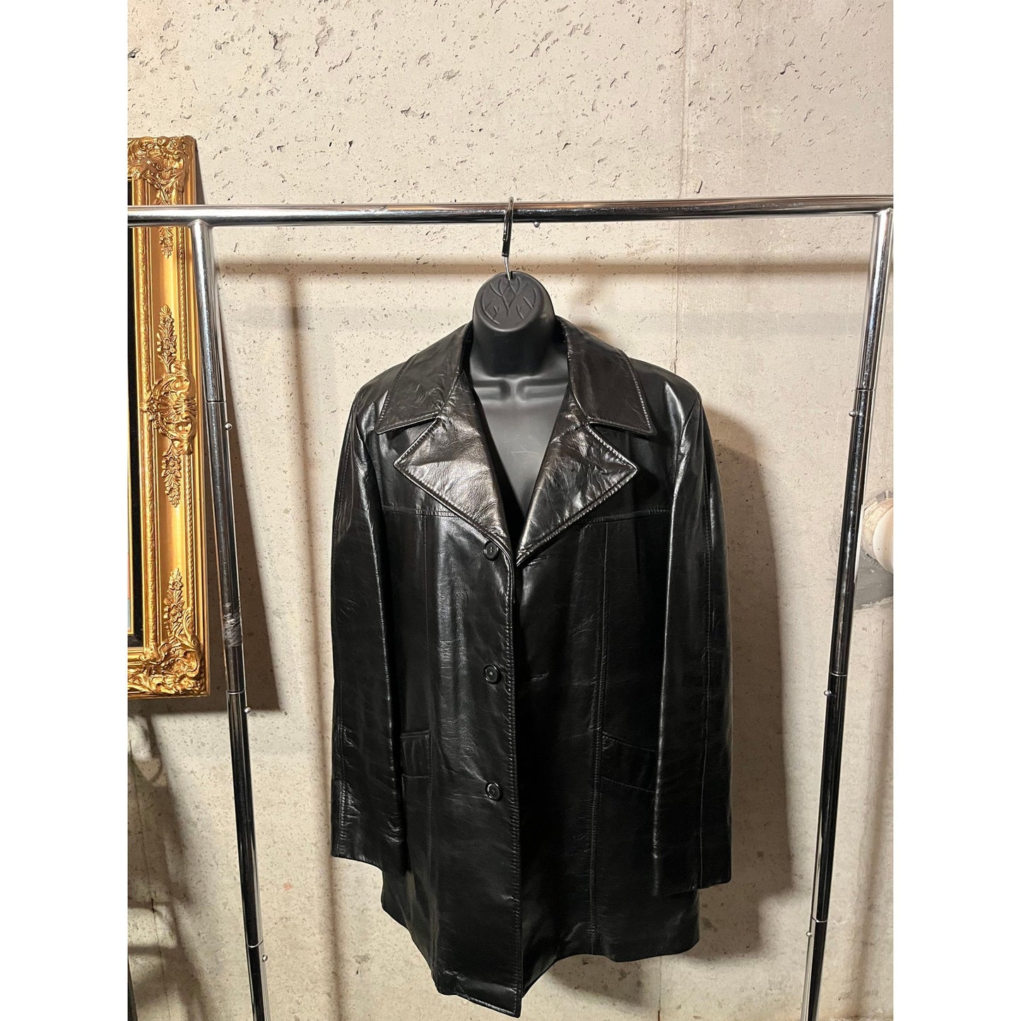100% Black Fur Lined Leather Jacket Size L Sleeve Length : 24 Length Of Jacket: 28
