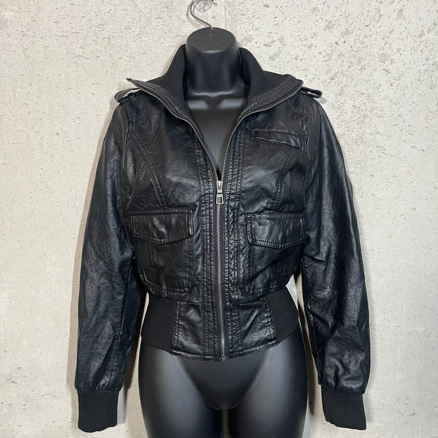 Apollo Black leather Moter Jacket Cropped