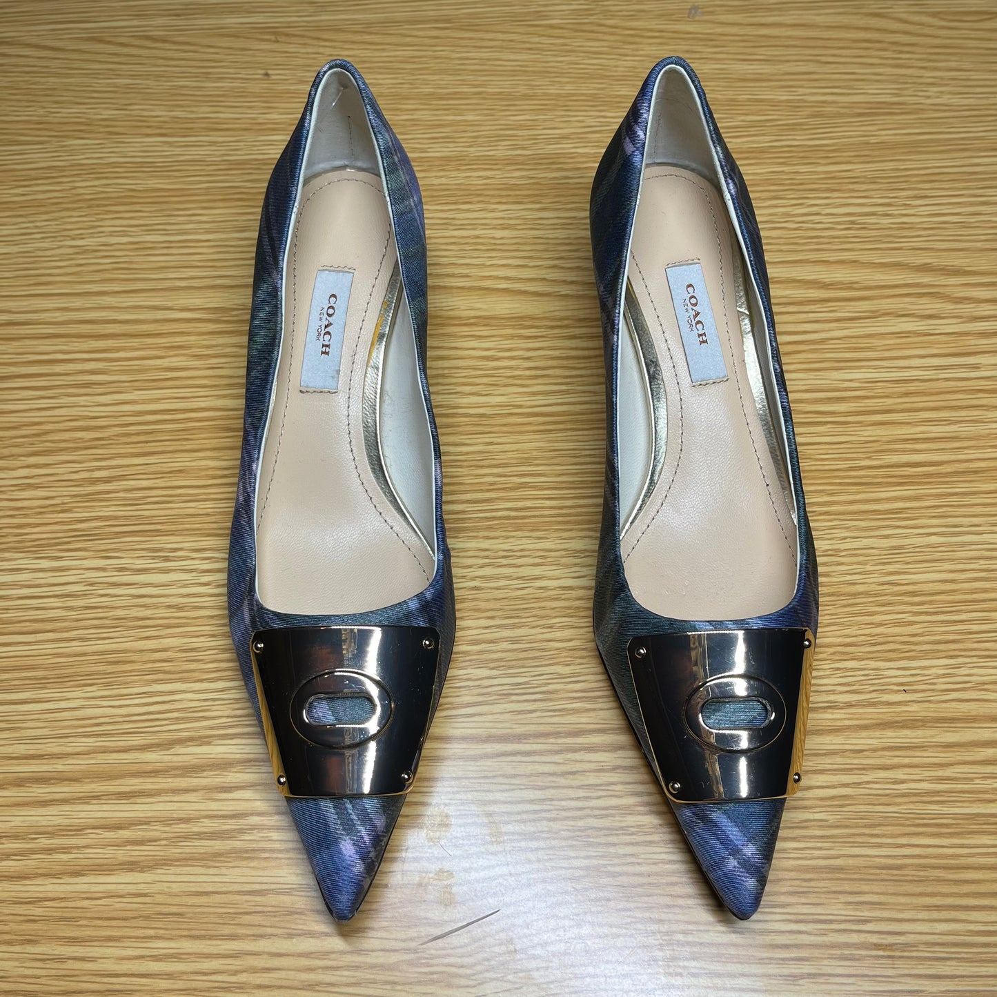 Vintage Coach kitten heels