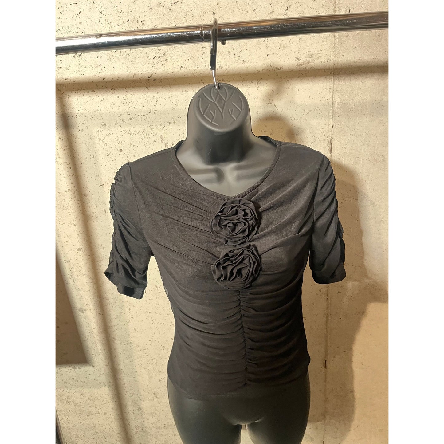 B6 Black Flower Blouse Size M