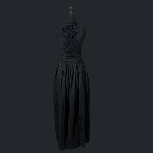 black maxi skirt