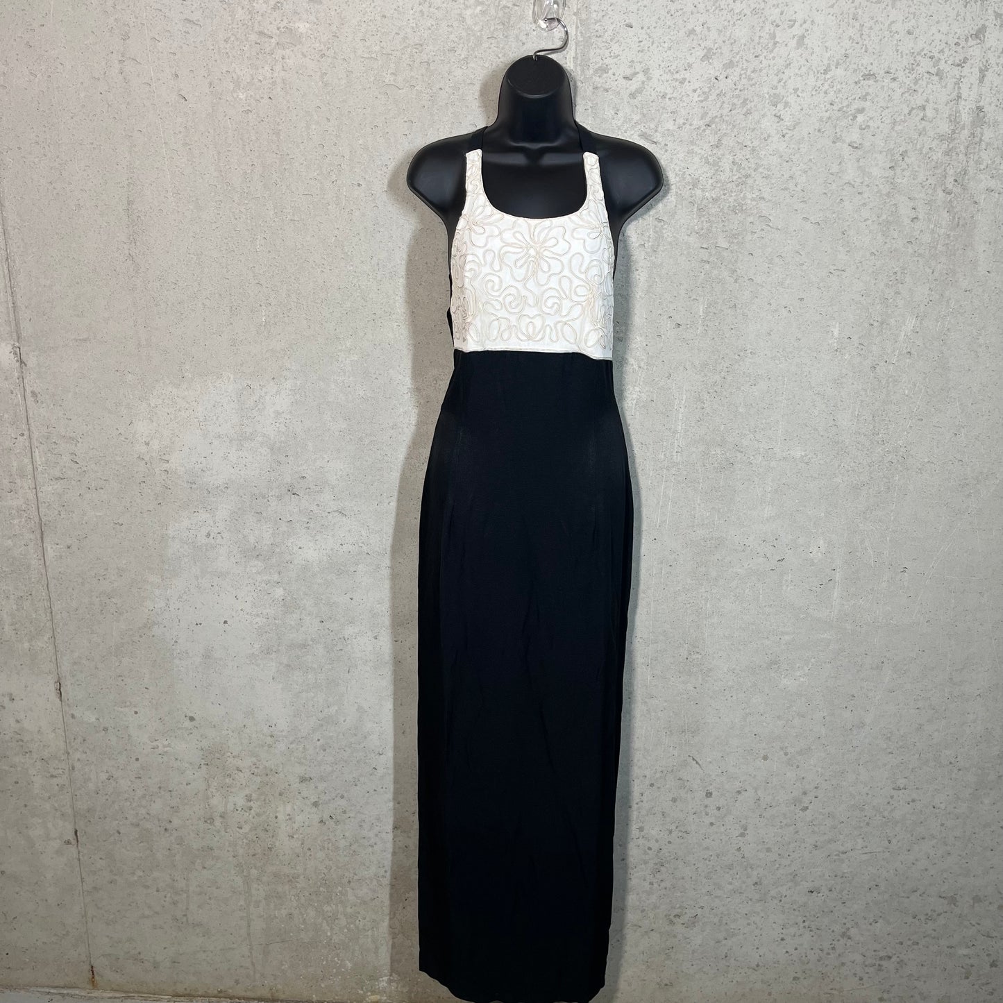 Vintage/Y2K Foral Black Flower Dress